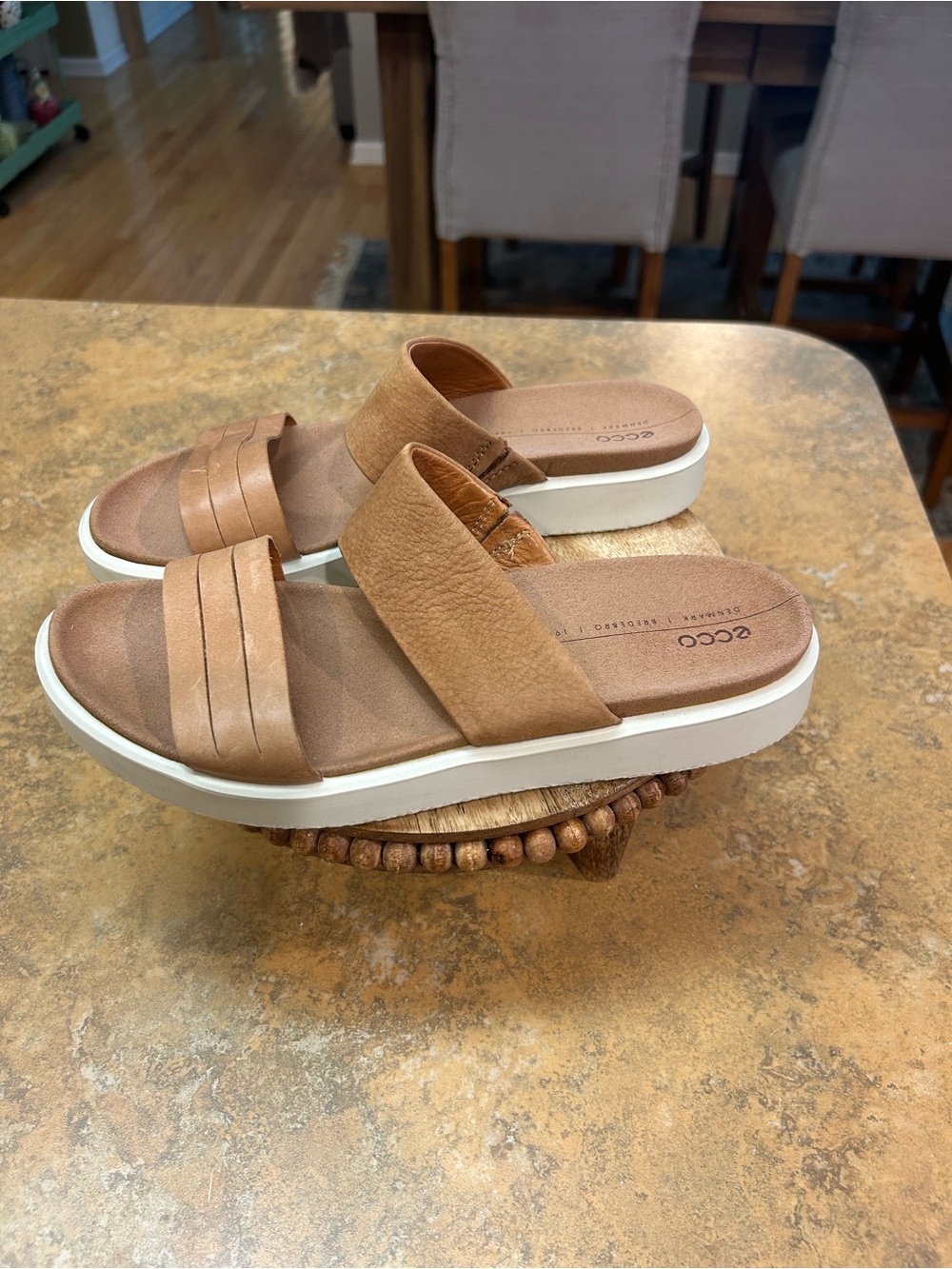 Ecco Flowt Tan Leather Slide Sandals - Picture 2 of 9